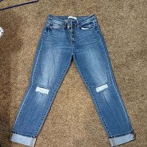 KanCan Distressed Blue Ankle Jeans